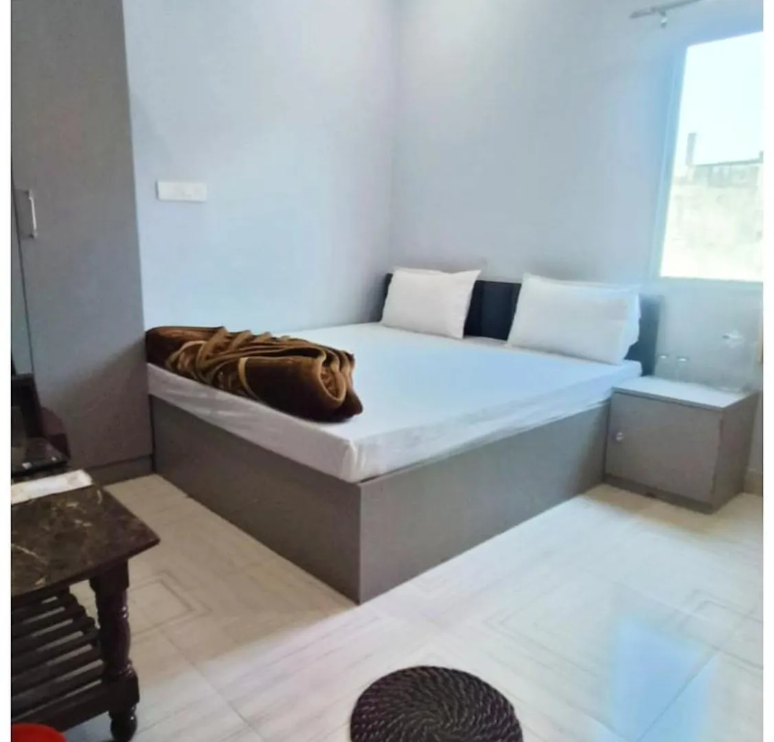 Varanasi Hotel Shiv#Aashram Near Kashi Vishwanath Temple - Free Parking And Wi-Fi Available - A Premium Guest House In Váránasí 4*,